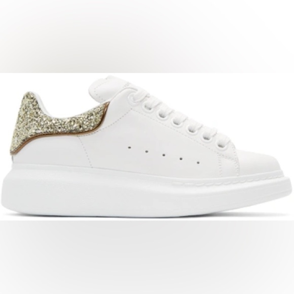 WHITE & GOLD GLITTER OVERSIZED SNEAKERS IN WHITE